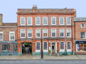 Hotels in Thame
